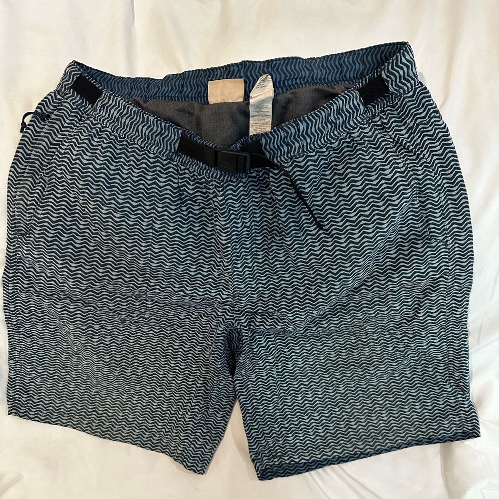 Vintage LL Bean Men’s Large Black and Turquoise Swim Shorts Geometric Pattern